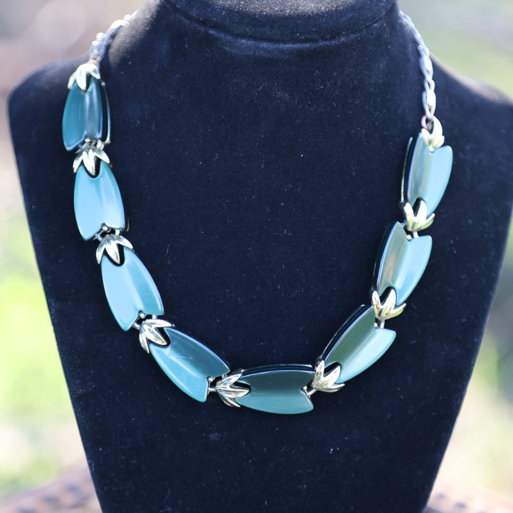 Lisner Teal Link Necklace with Gold-Tone Accents - Picture 1 of 5